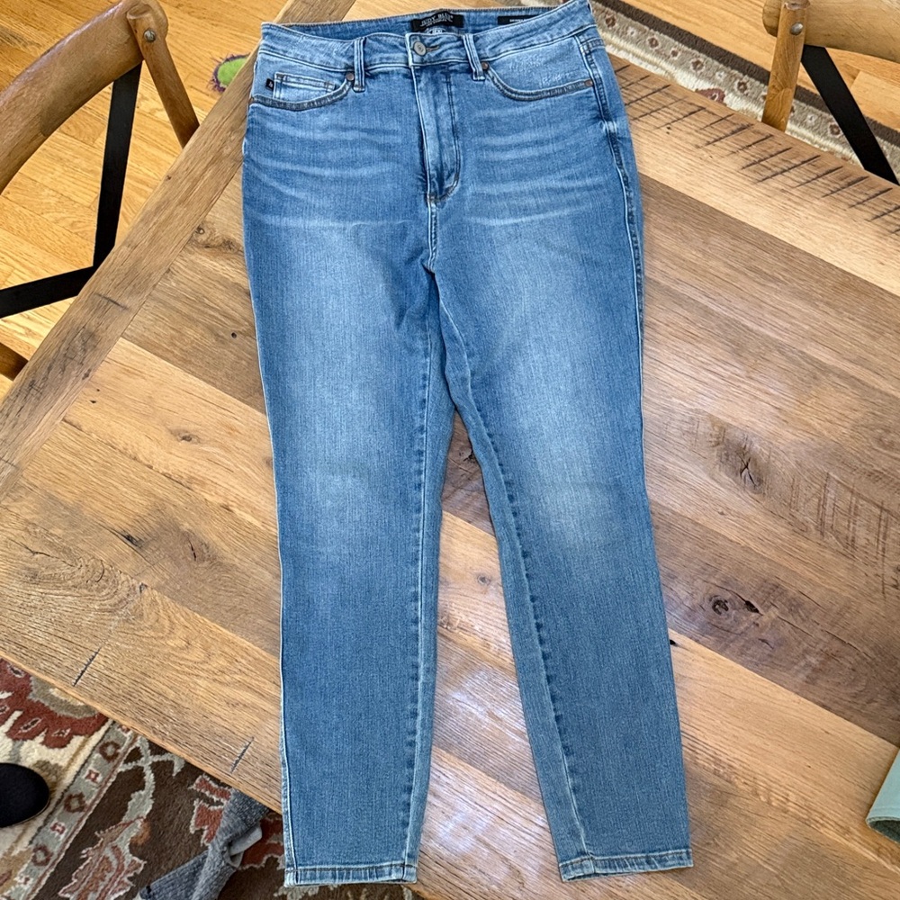 NWOT Judy Blue Skinny Fit Jeans 11/30